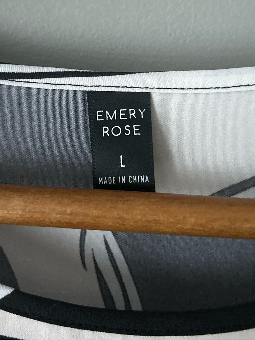 Emery rose shift dress - Picture 3 of 10